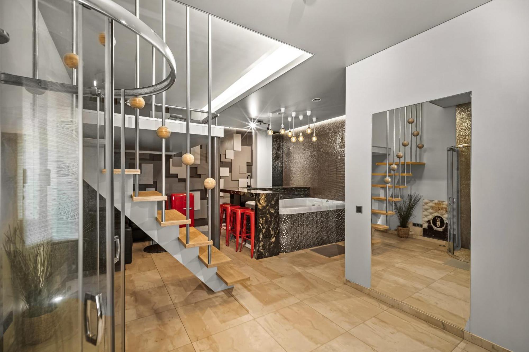 Secret Lounge - Cozy Studio With Sauna And Jacuzzi Vilnius Dış mekan fotoğraf